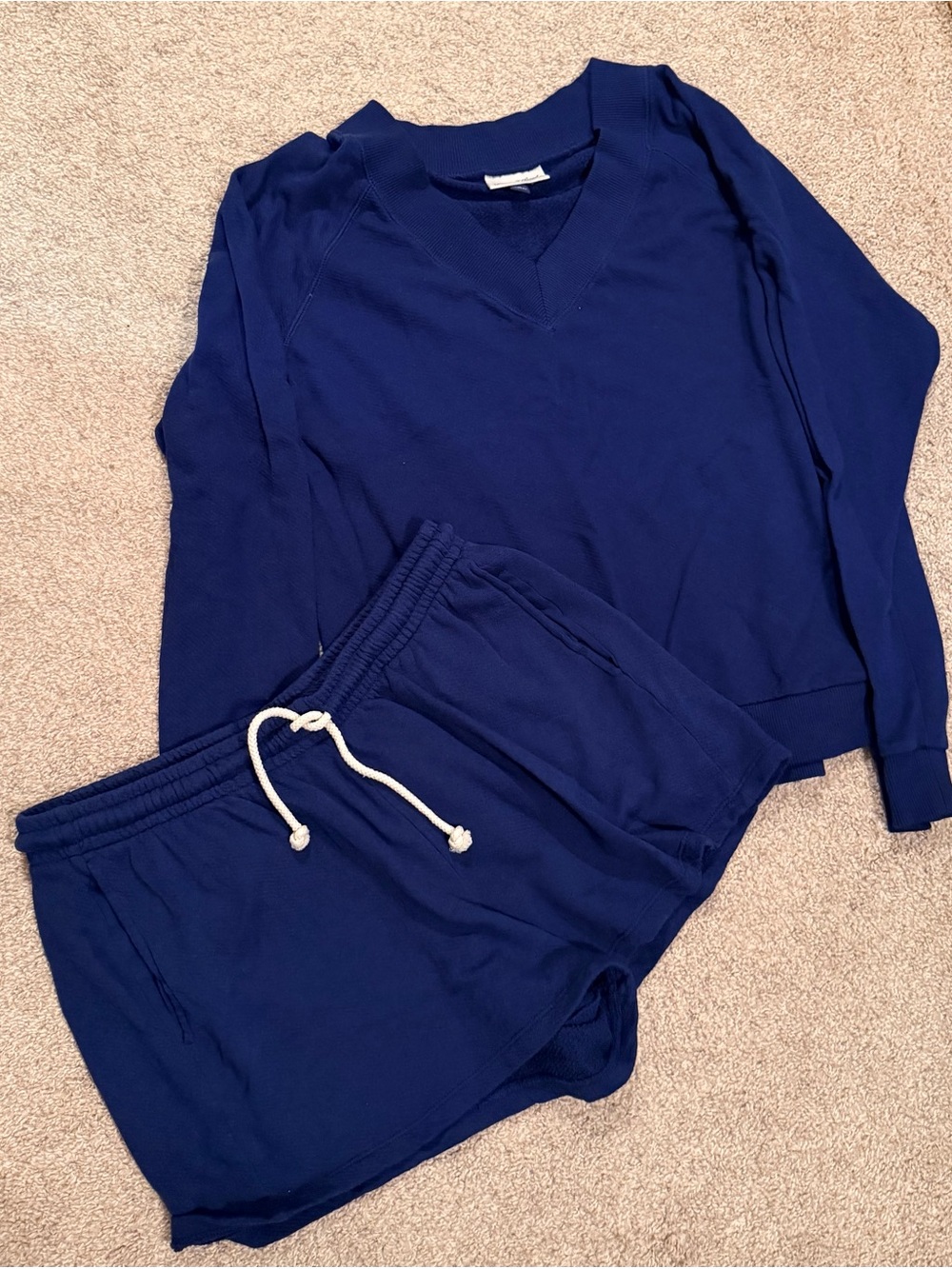 Women’s v-neck long sleeve and short set